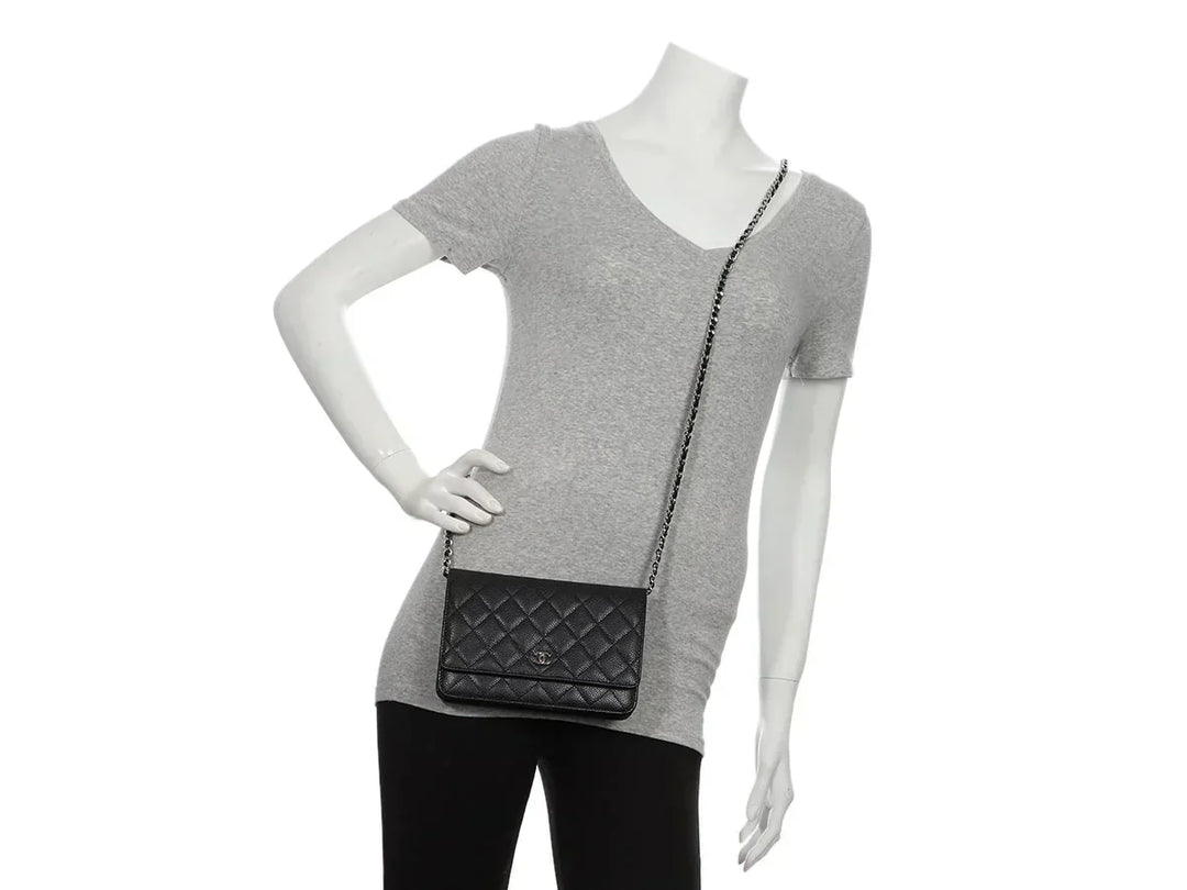 Wallet On Chain Quilted Caviar WOC
