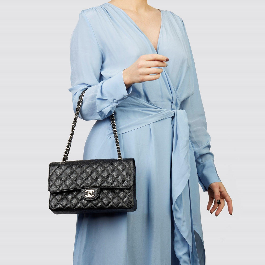 Chanel Classic Double Flap Bag Quilted Caviar Medium -