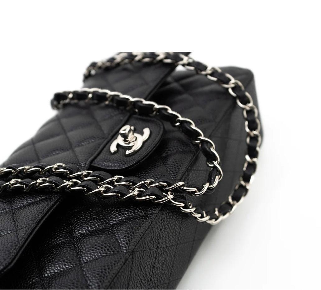 Chanel Classic Double Flap Bag Quilted Caviar Medium -